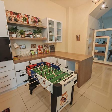 Teluk Batik 17Paradisehome Private Pool Karaoke Snooker Bbq 15Pax Lumut Exterior photo